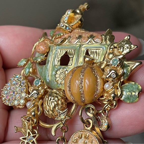 KIRKS FOLLY | CINDERELLA COACH Brooch Pin "Too Late For The Ball" - Picture 4 of 13
